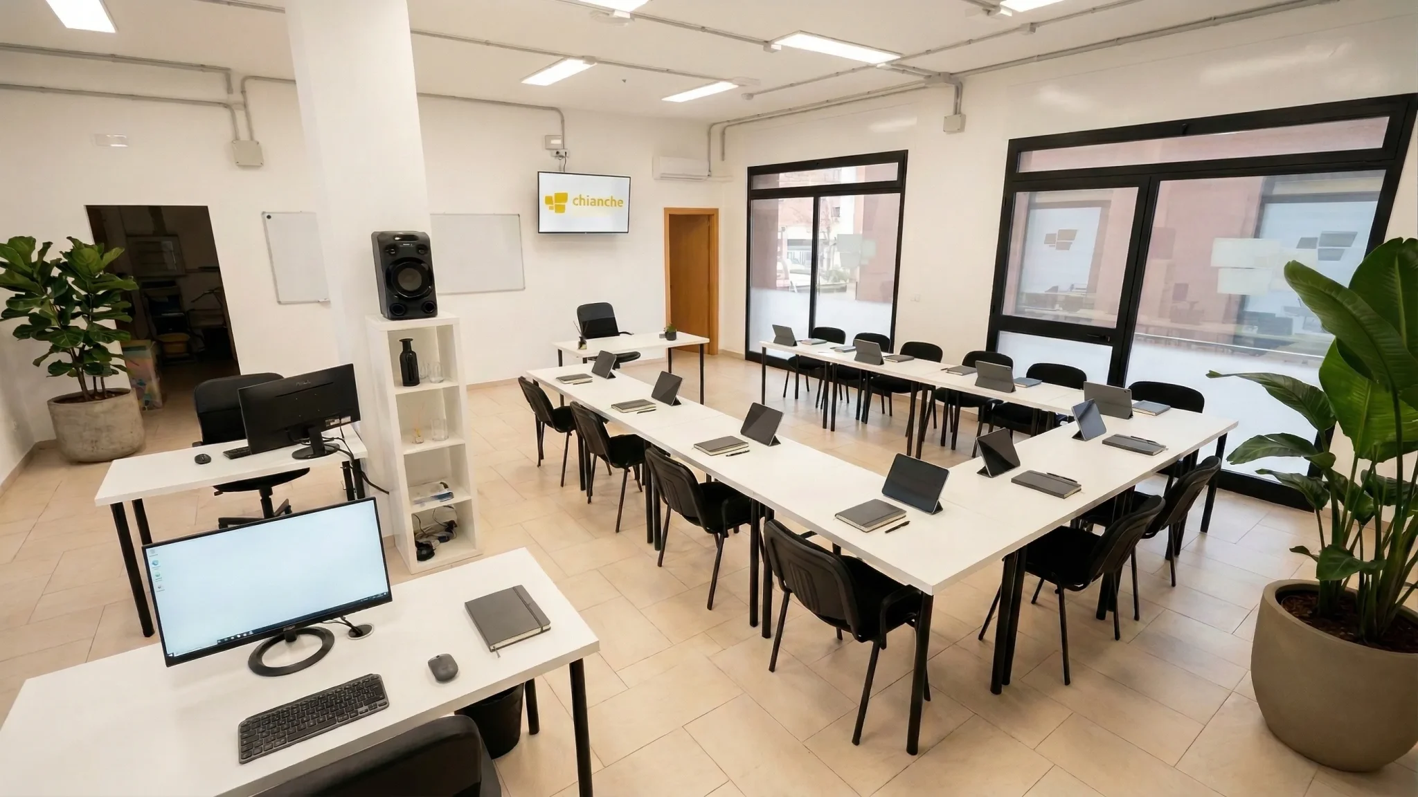 Sala riunioni e multimidiale in affitto a Martina Franca Chianche Web